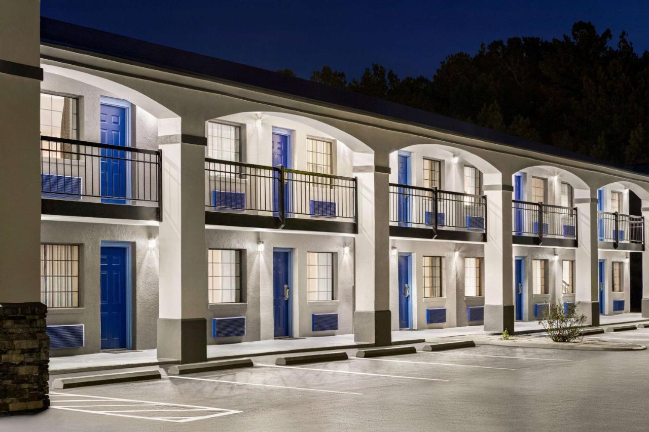 Days Inn By Wyndham Fulton Exteriör bild